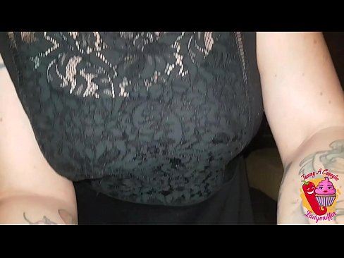 ❤️ Slutty မိထွေးက သူ့ကို blowjob နှင့် စပိန်ကို ပေးသည်။ Porno vk my.trysex.ru ❌❤